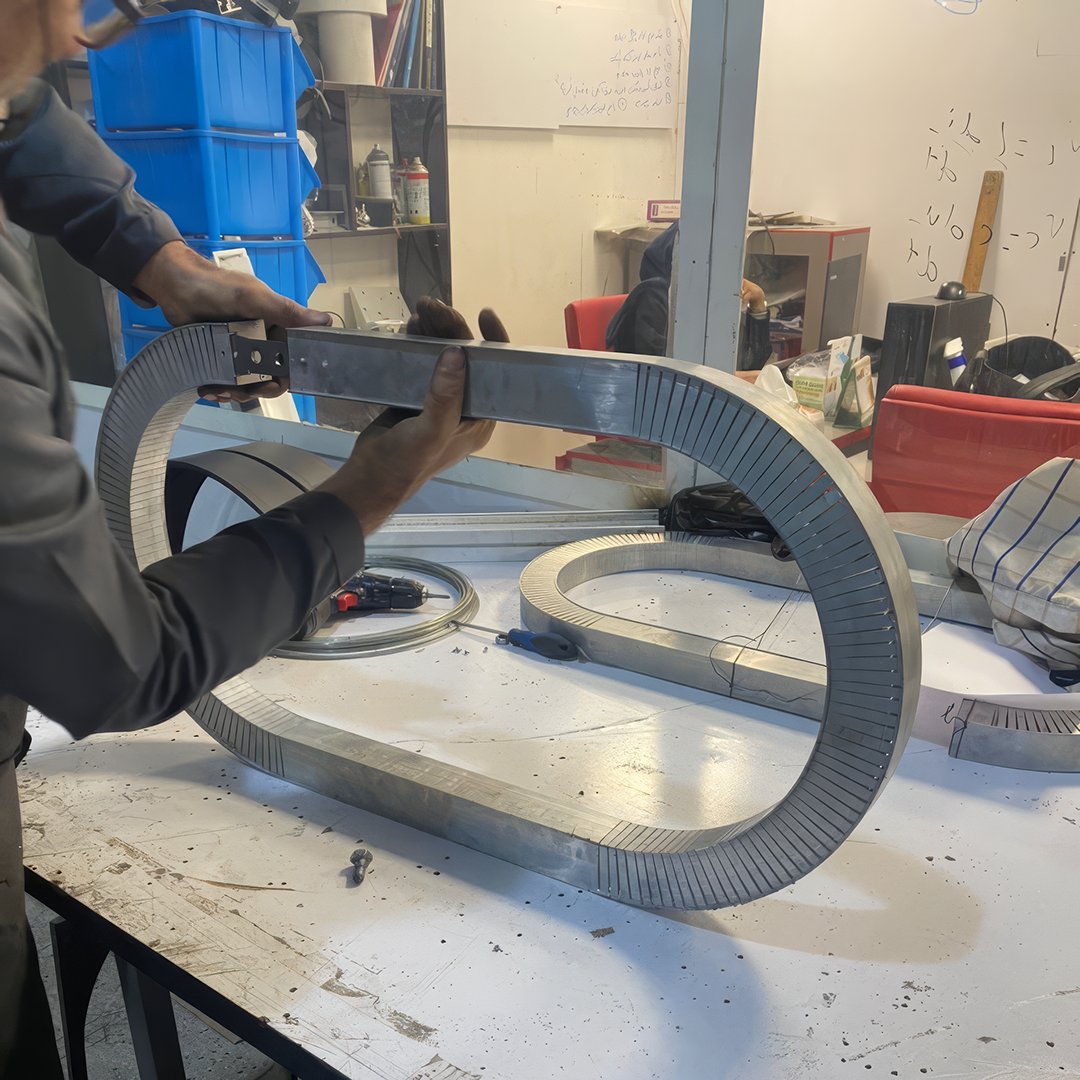 Workshop fabrication of the aluminum head frames