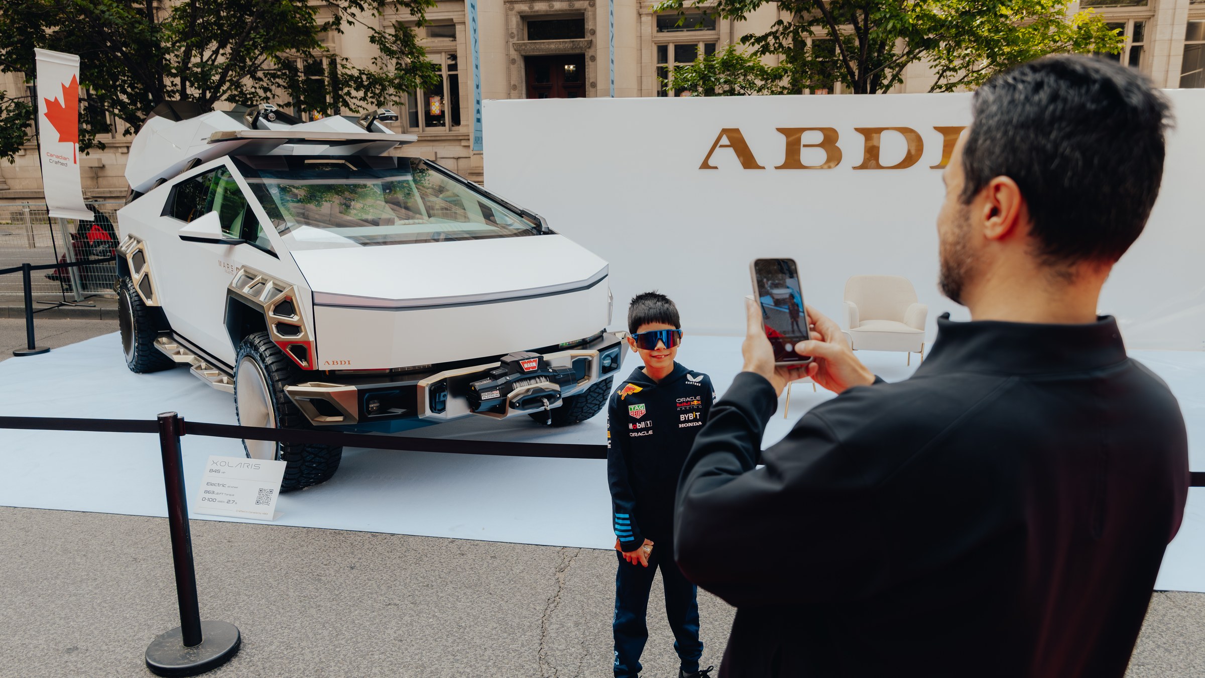 Xolaris at the ABDI Yorkville Car Show — public reception